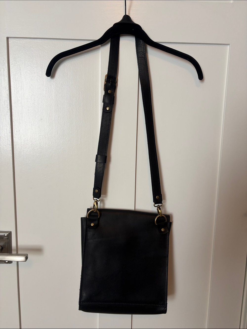 Portland Leather Goods Black Crossbody Bag - Picture 2 of 9